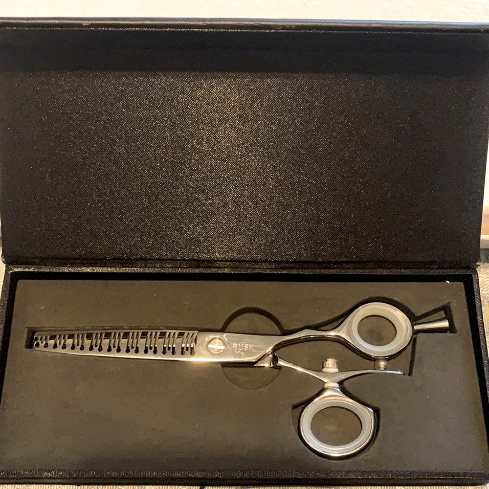 RUSK Beta 27 R professional Shears